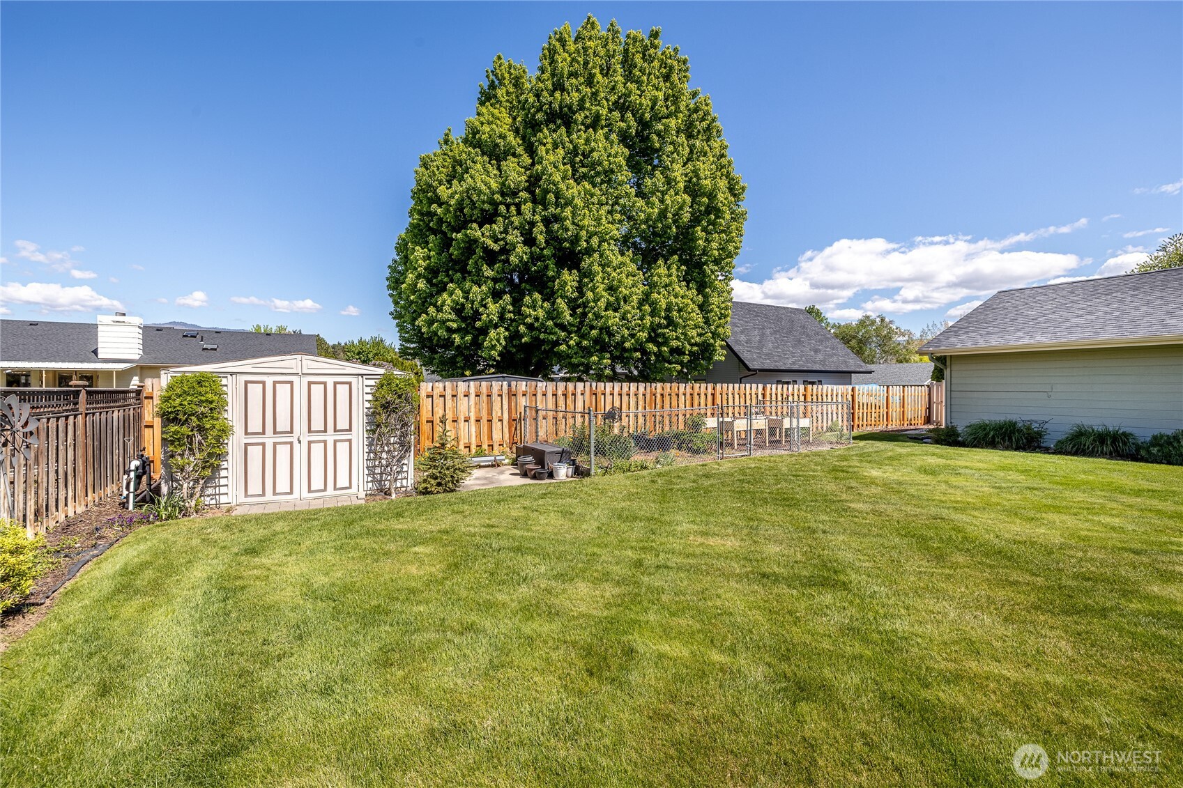 1484 Elmwood Street Wenatchee WA 98801