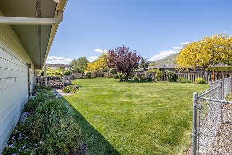 1484 Elmwood Street Wenatchee WA 98801