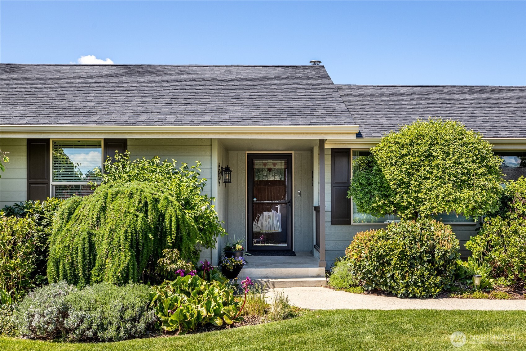 1484 Elmwood Street Wenatchee WA 98801