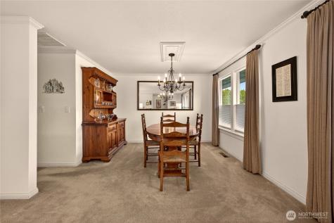 1484 Elmwood Street Wenatchee WA 98801