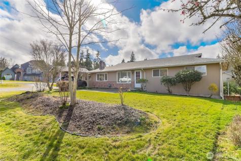 8520 Woodland Avenue E Puyallup WA 98371