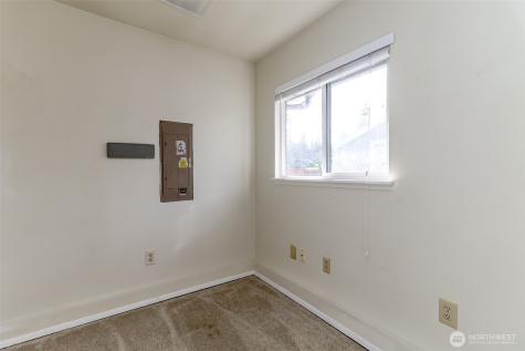 8520 Woodland Avenue E Puyallup WA 98371