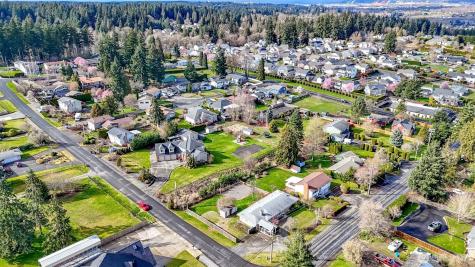 8520 Woodland Avenue E Puyallup WA 98371