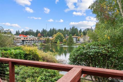 19297 Stone Avenue N Shoreline WA 98133