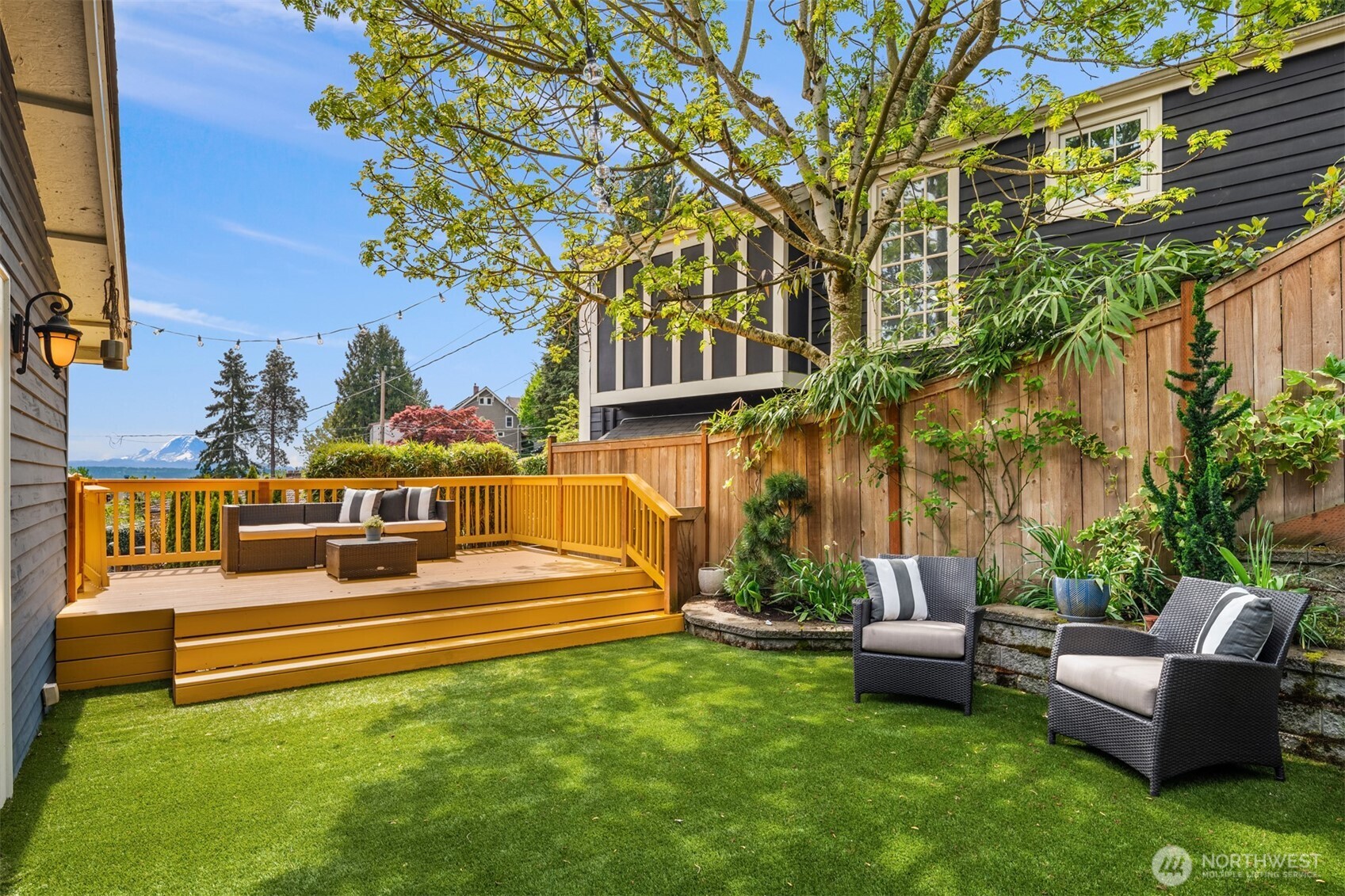 1507 Madrona Drive Seattle WA 98122