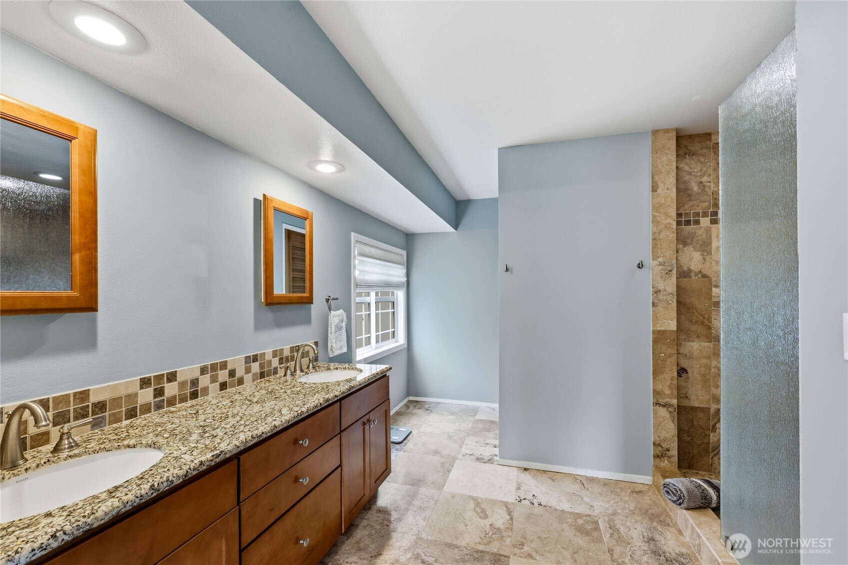 4881 NW Chad Court Silverdale WA 98383