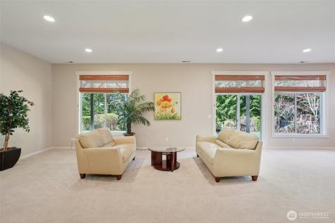 11815 157th Avenue NE Redmond WA 98052