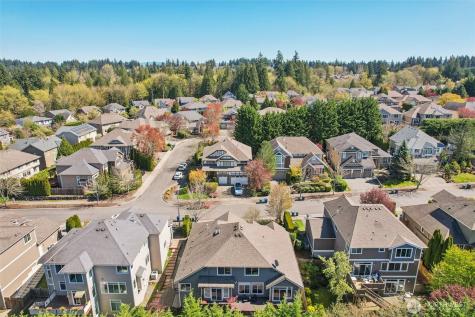 11815 157th Avenue NE Redmond WA 98052
