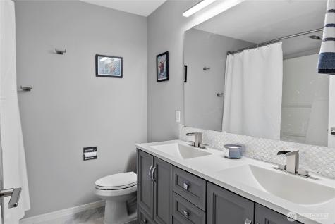 22363 Summerleaf Lane Sedro Woolley WA 98284