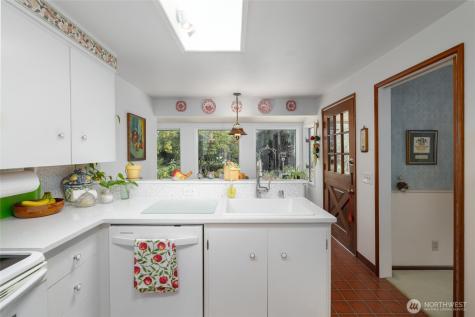 1410 S 10th Street Mount Vernon WA 98274