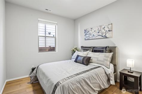 24 151st Street SW Lynnwood WA 98087