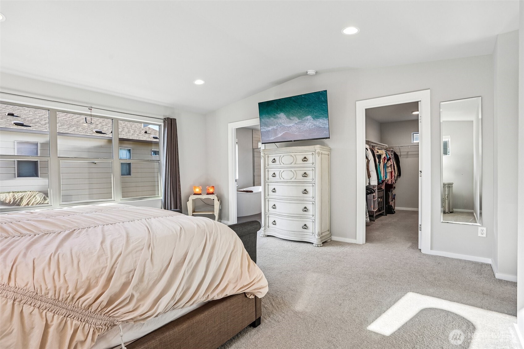 24 151st Street SW Lynnwood WA 98087