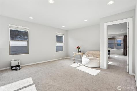 24 151st Street SW Lynnwood WA 98087