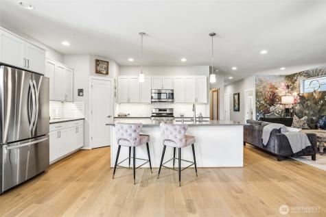 24 151st Street SW Lynnwood WA 98087
