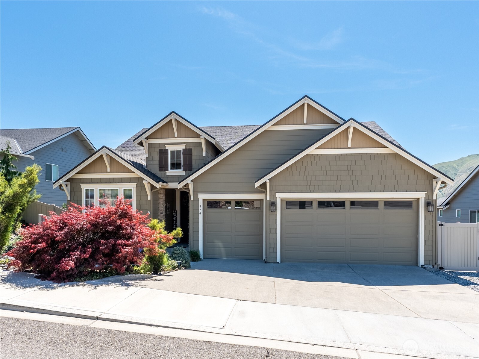 1974 Legendary Lane SE East Wenatchee WA 98802