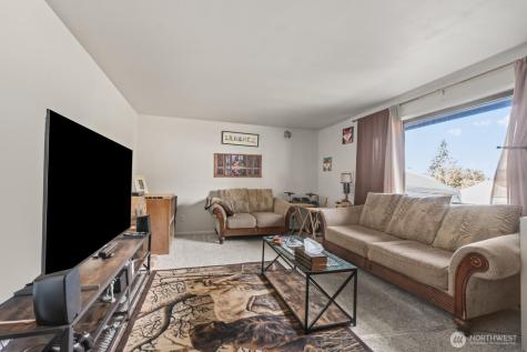 790 E Forest Avenue Colville WA 99114