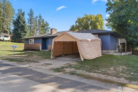 790 E Forest Avenue Colville WA 99114
