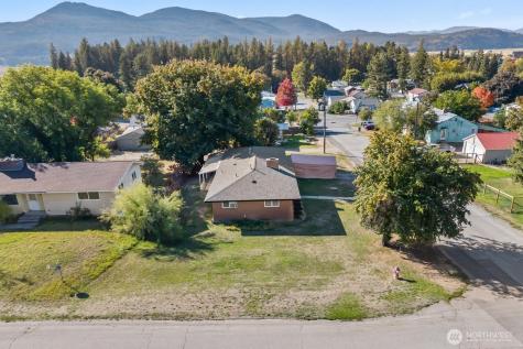 790 E Forest Avenue Colville WA 99114