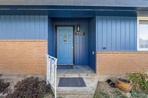 790 E Forest Avenue Colville WA 99114