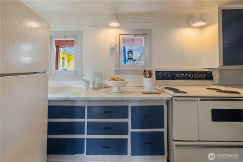 2035 Fairview Avenue E Seattle WA 98102