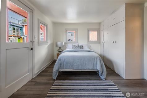 2035 Fairview Avenue E Seattle WA 98102