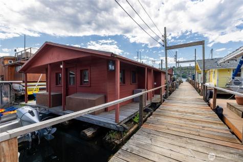 2035 Fairview Avenue E Seattle WA 98102