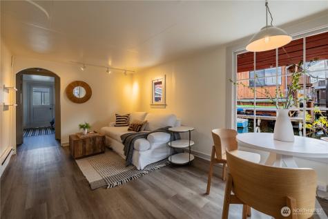 2035 Fairview Avenue E Seattle WA 98102