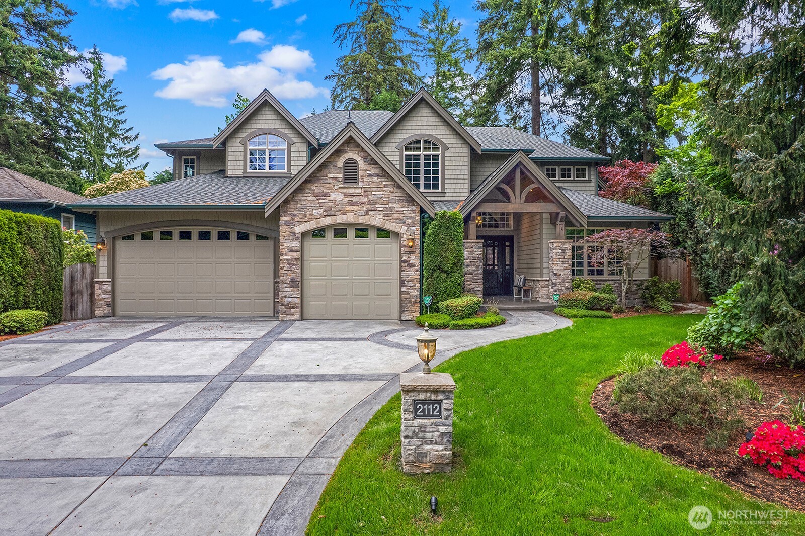 2112 104th Place SE Bellevue WA 98004