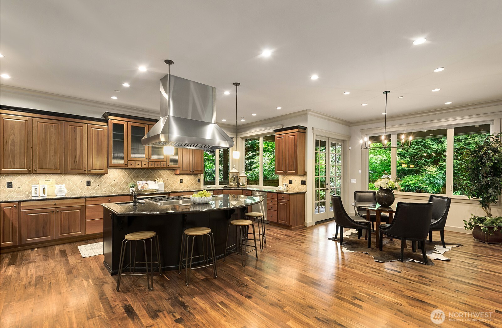 2112 104th Place SE Bellevue WA 98004