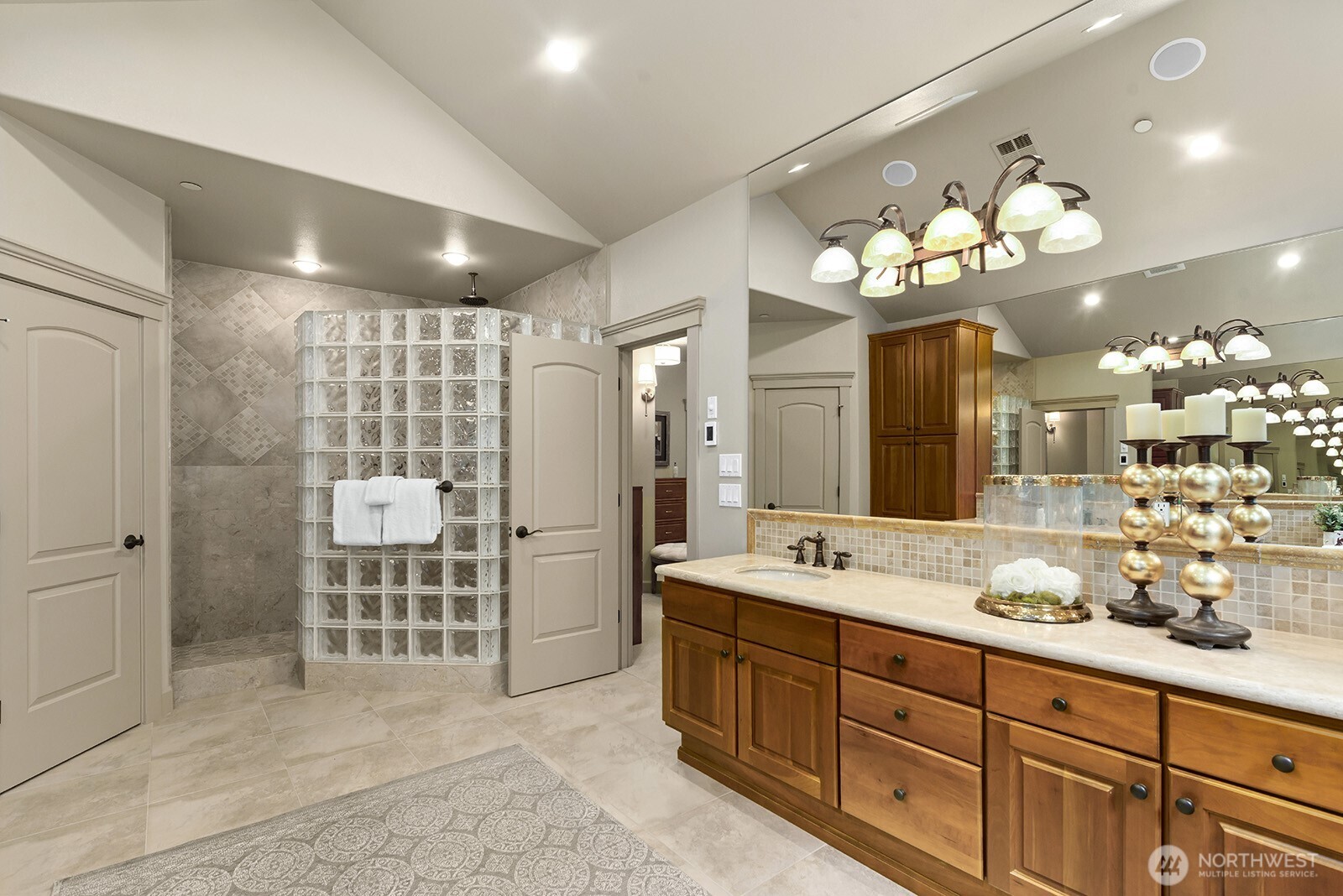2112 104th Place SE Bellevue WA 98004