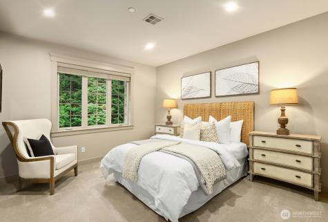 2112 104th Place SE Bellevue WA 98004