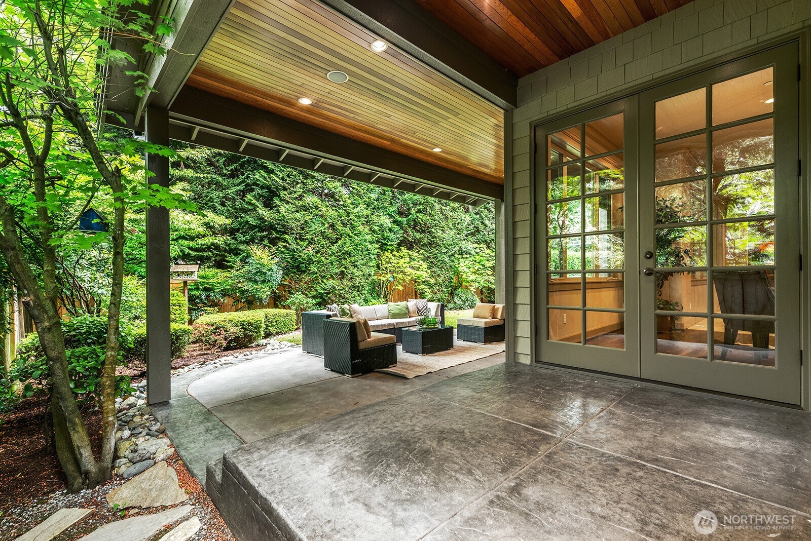 2112 104th Place SE Bellevue WA 98004