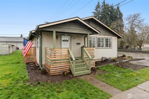 1025 E Street Centralia WA 98531