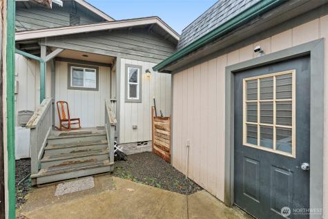 1025 E Street Centralia WA 98531