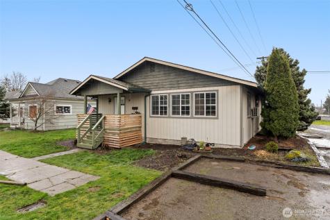 1025 E Street Centralia WA 98531