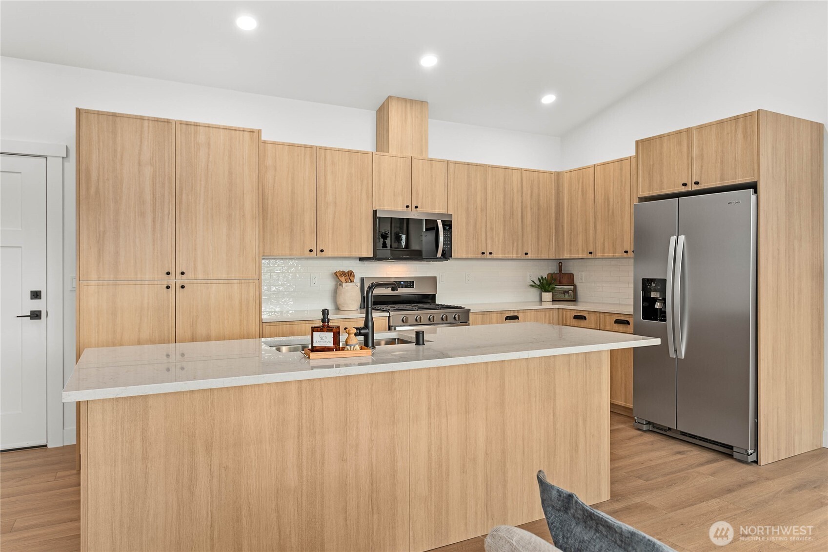 313 W 3rd Street Everson WA 98247