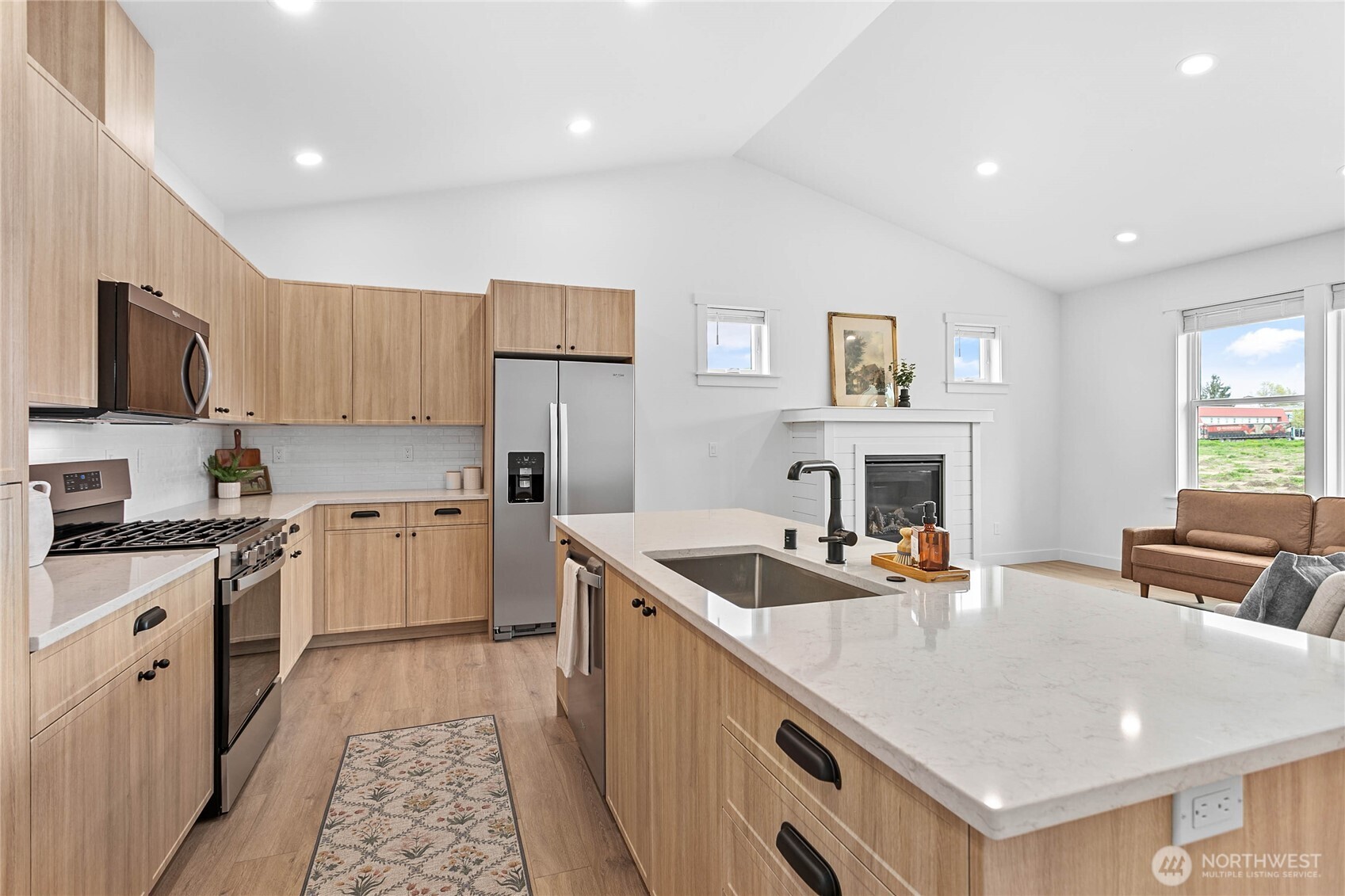 313 W 3rd Street Everson WA 98247