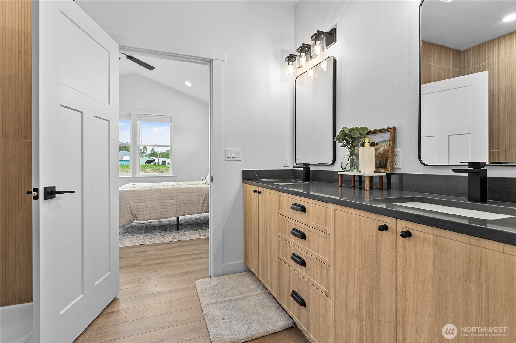 313 W 3rd Street Everson WA 98247