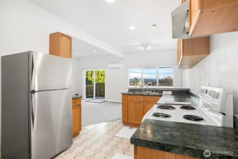 4205 34th Avenue S Seattle WA 98118