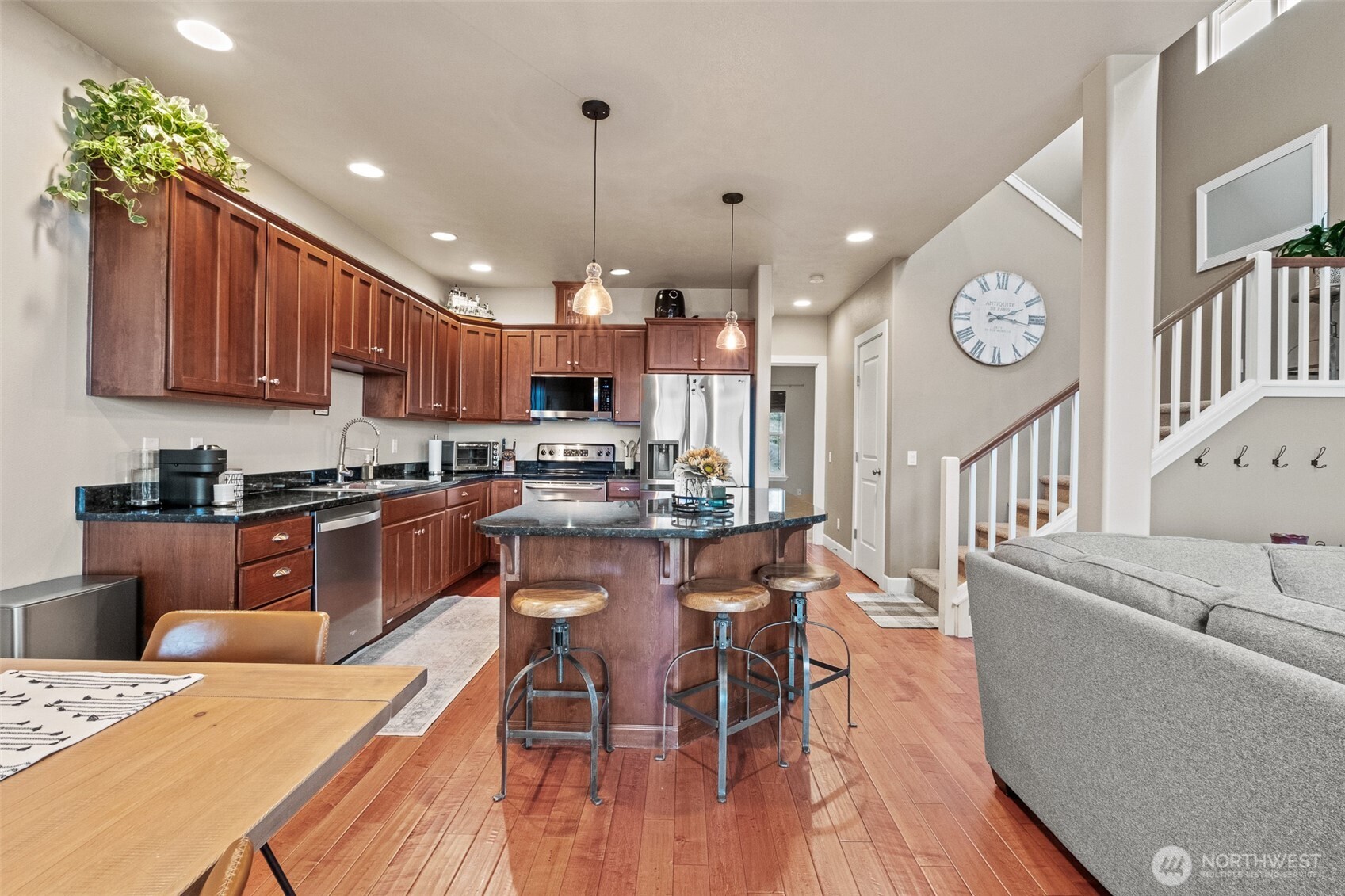 23325 Sunserra Loop NW Quincy WA 98448