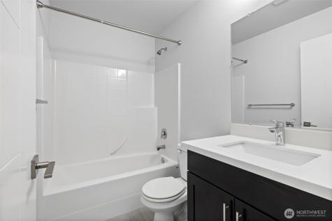 911 N 104th Street Seattle WA 98133