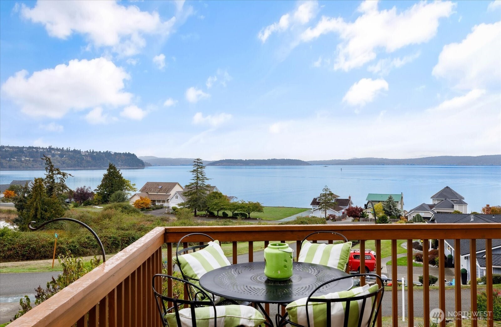 854 Blue Spruce Place Oak Harbor WA 98277