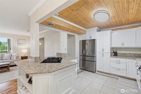 412 164 Place SE Bothell WA 98012