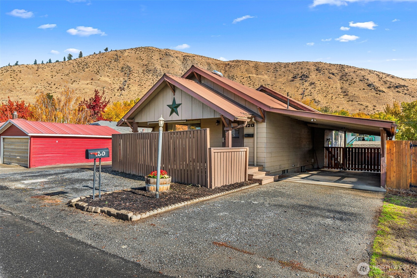 120 S Douglas Street Cashmere WA 98815