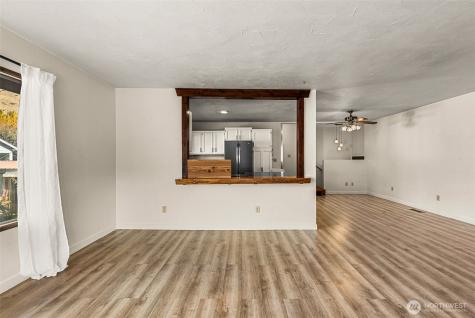 120 S Douglas Street Cashmere WA 98815