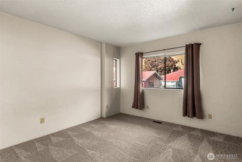 120 S Douglas Street Cashmere WA 98815