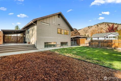 120 S Douglas Street Cashmere WA 98815