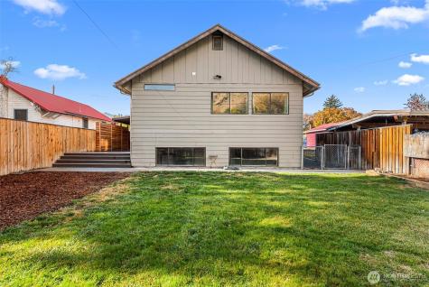 120 S Douglas Street Cashmere WA 98815