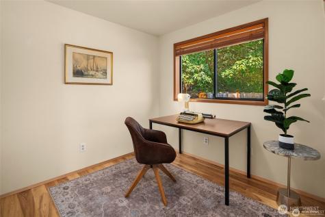 27523 SW Sandy Shores Drive Vashon WA 98070