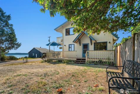 27523 SW Sandy Shores Drive Vashon WA 98070